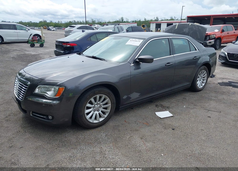 2014 CHRYSLER 300 VIN: 2C3CCAAG7EH322857