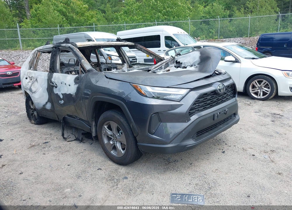 2024 TOYOTA RAV4 XLE VIN: 2T3P1RFV8RW482387
