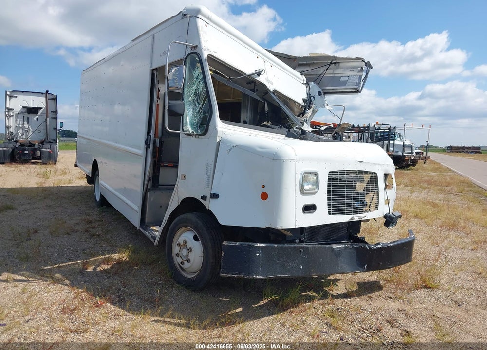 2020 FREIGHTLINER MT45G VIN: 4UZAC2EA2LCLX0535