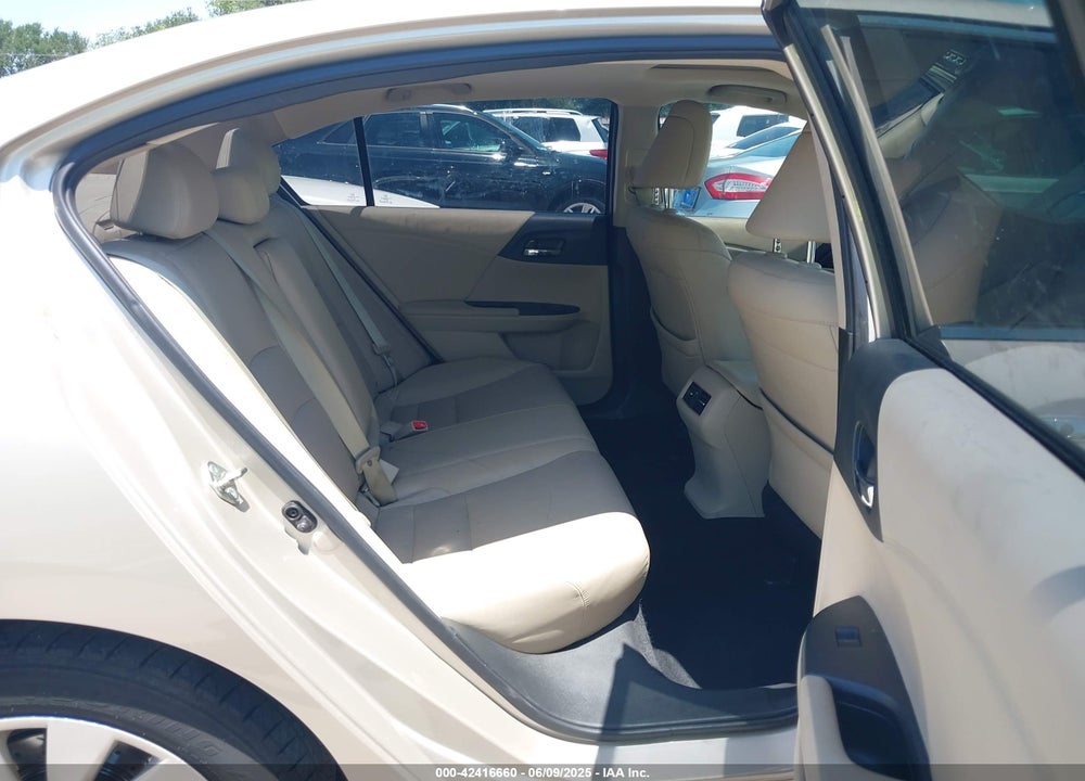 2015 HONDA ACCORD EX-L VIN: 1HGCR2F83FA171731