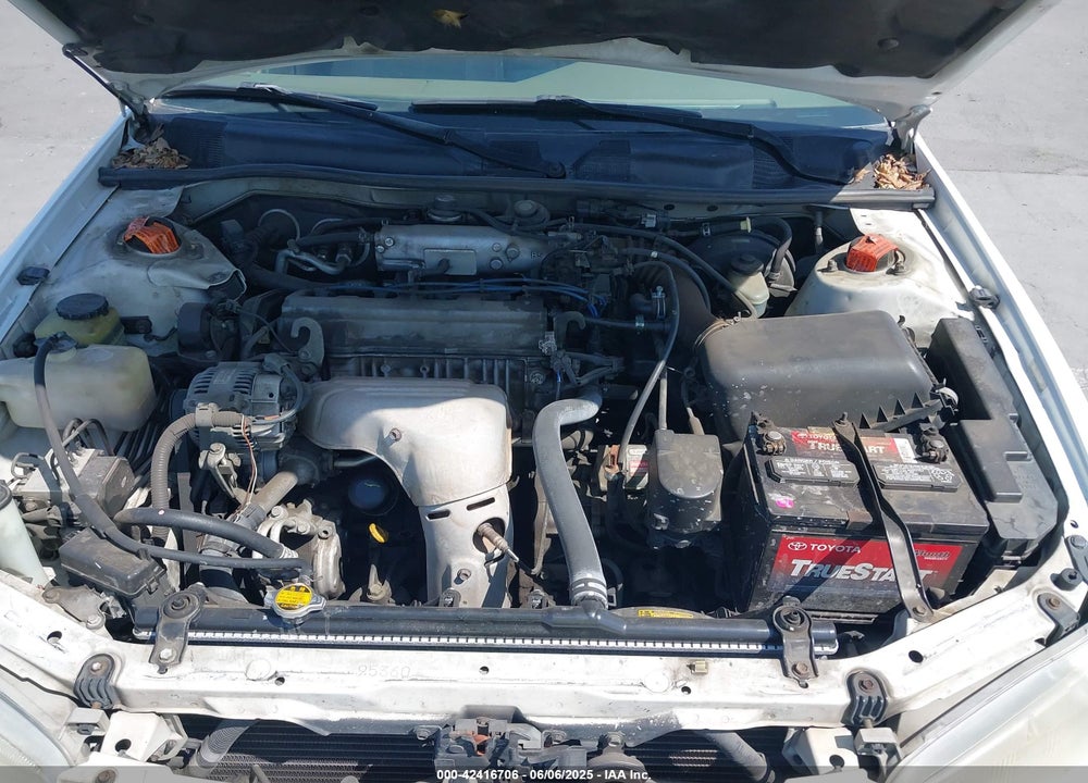 1997 TOYOTA CAMRY LE VIN: JT2BG22K9V0035098