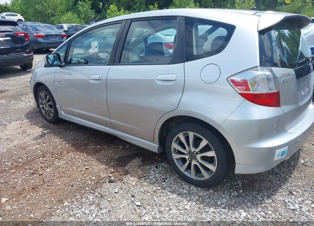 2012 HONDA FIT SPORT VIN: JHMGE8H56CC015974