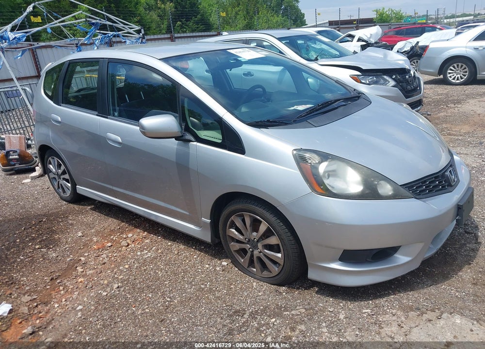 2012 HONDA FIT SPORT VIN: JHMGE8H56CC015974