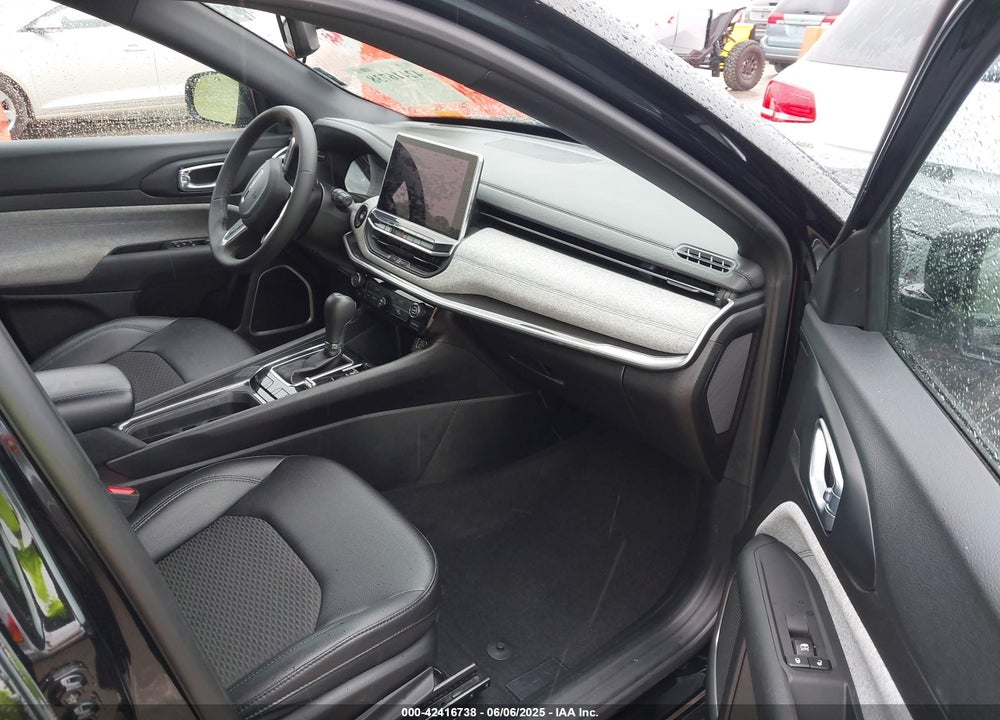 2024 JEEP COMPASS VIN: 3C4NJDBN0RT101378