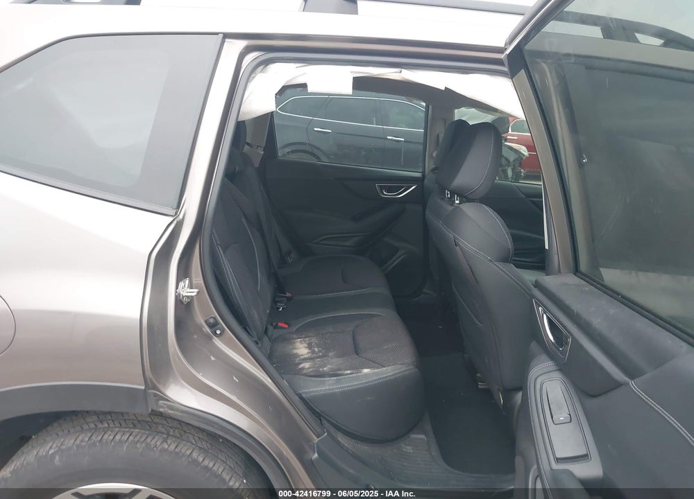 2022 SUBARU FORESTER VIN: JF2SKADC5NH496677