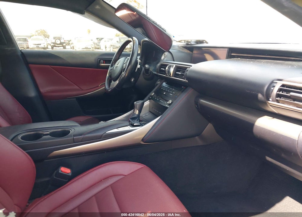 2018 LEXUS IS 300 VIN: JTHBA1D22J5082839