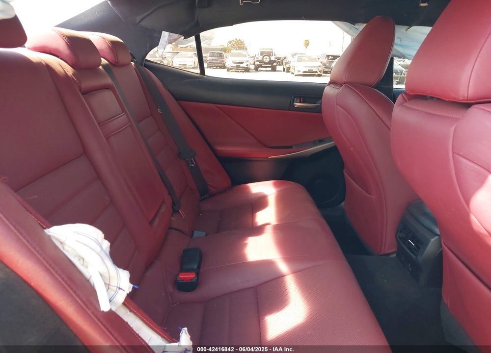2018 LEXUS IS 300 VIN: JTHBA1D22J5082839