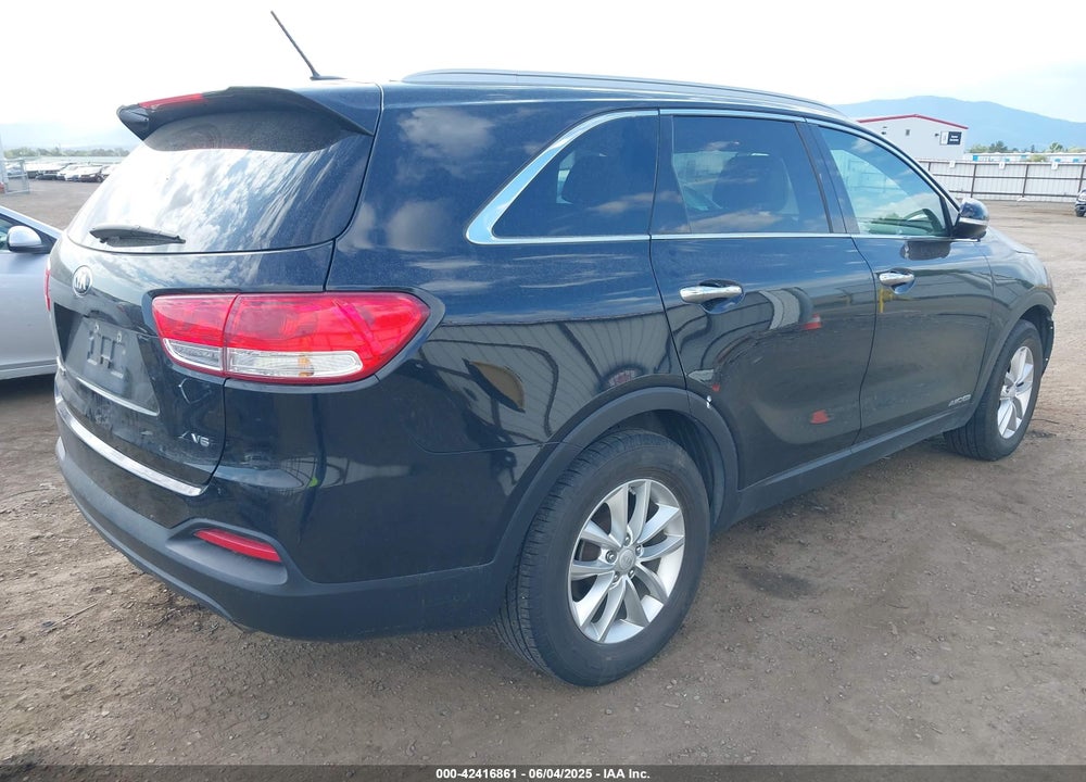 2016 KIA SORENTO VIN: 5XYPGDA50GG131686