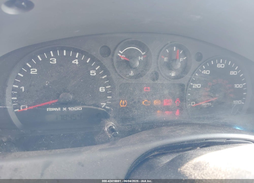 2009 FORD RANGER XL VIN: 1FTYR10D89PA01631