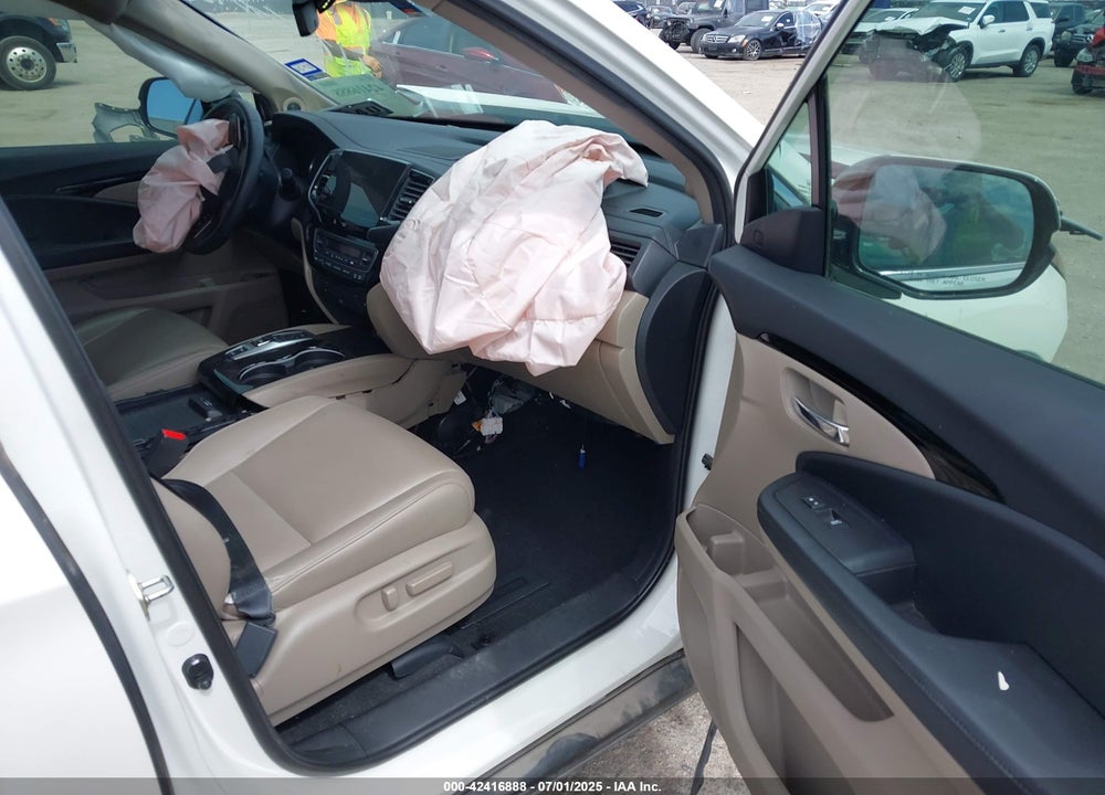 2019 HONDA PILOT VIN: 5FNYF5H98KB014931