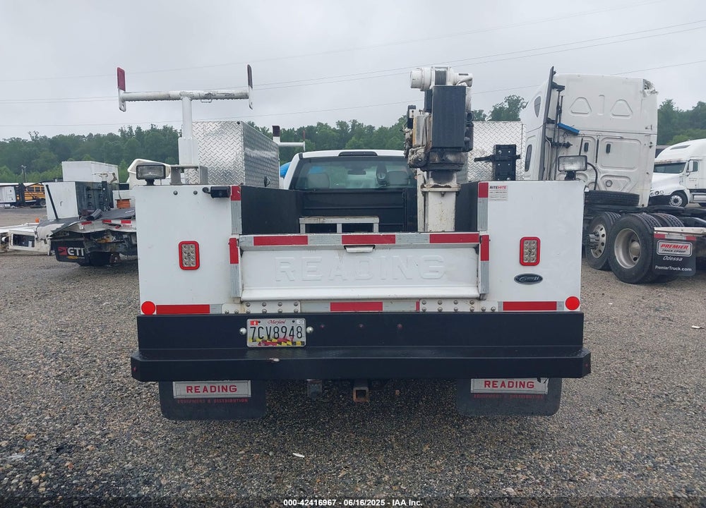 2017 FORD F-350 CHASSIS XL VIN: 1FDRF3G66HEE06795