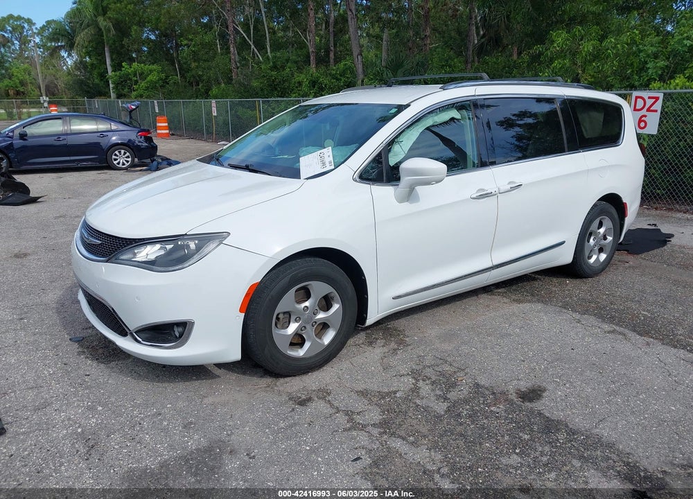 2017 CHRYSLER PACIFICA VIN: 2C4RC1EG4HR652969