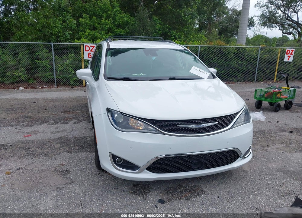 2017 CHRYSLER PACIFICA VIN: 2C4RC1EG4HR652969