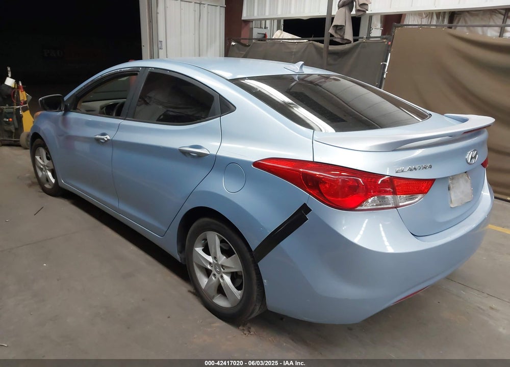 2013 HYUNDAI ELANTRA VIN: KMHDH4AE4DU844578
