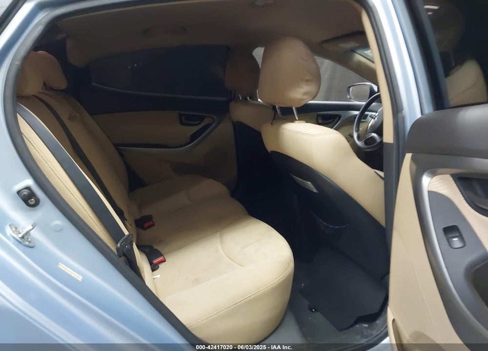 2013 HYUNDAI ELANTRA VIN: KMHDH4AE4DU844578