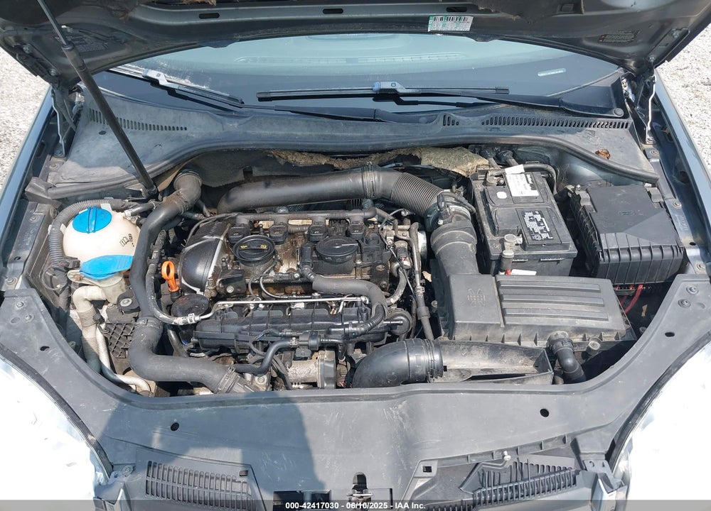 2008 VOLKSWAGEN JETTA VIN: 3VWRA71KX8M181952