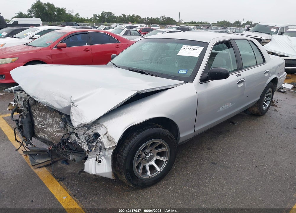 2002 FORD CROWN VICTORIA STANDARD VIN: 2FAFP73W22X146523