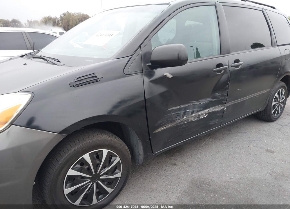 2005 TOYOTA SIENNA LE VIN: 5TDZA23C45S342738