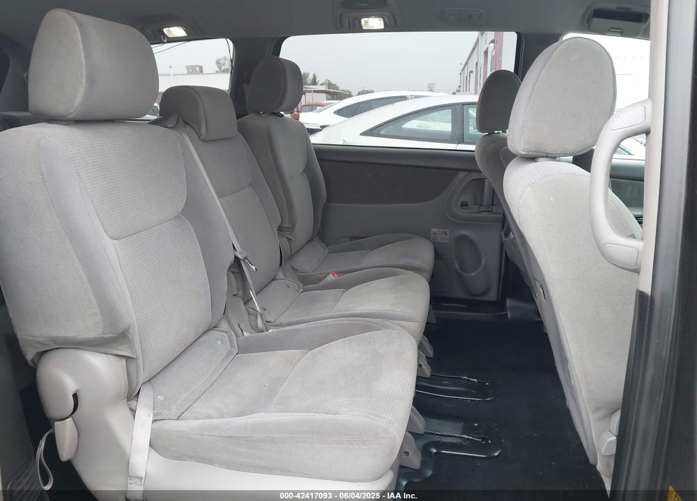 2005 TOYOTA SIENNA LE VIN: 5TDZA23C45S342738