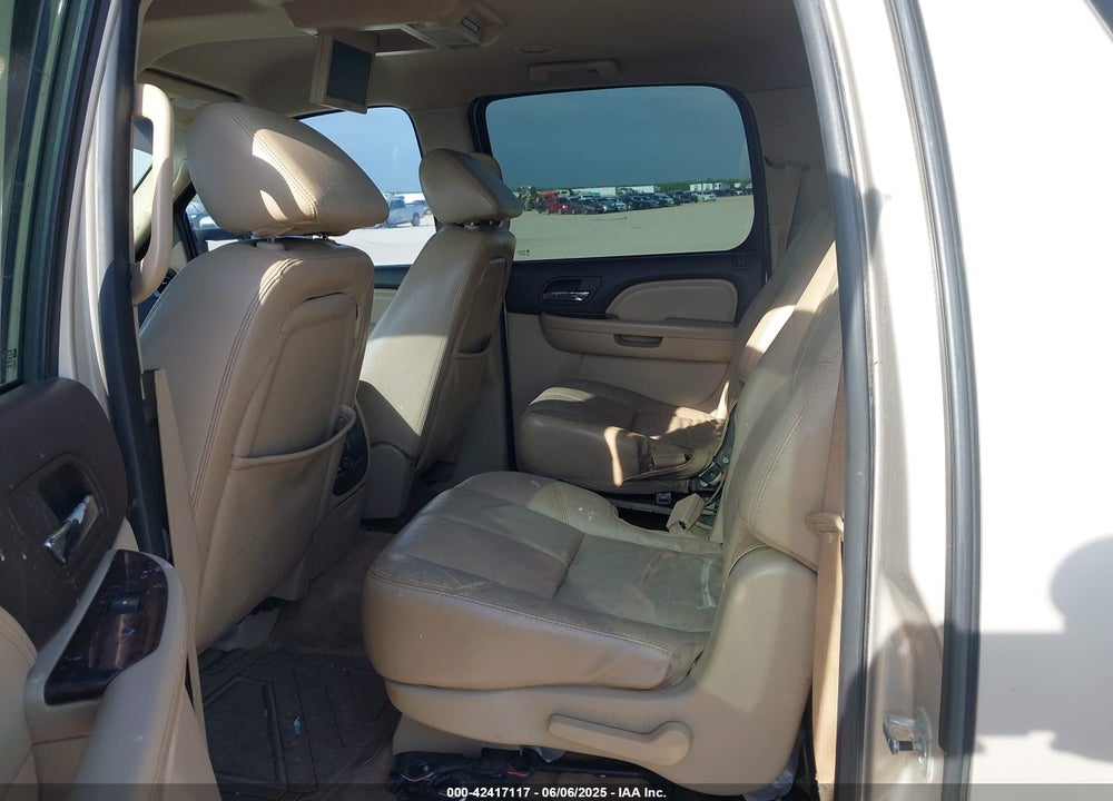2007 GMC YUKON XL 1500 DENALI VIN: 1GKFK66827J190459