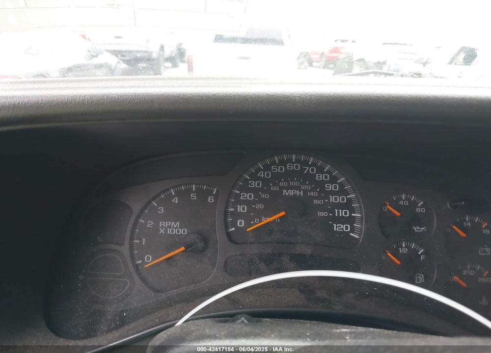 2004 CHEVROLET TAHOE LS VIN: 1GNEC13V64J149093