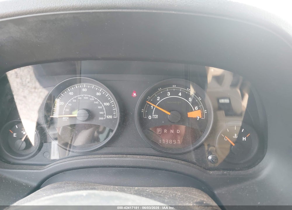 2014 JEEP PATRIOT LATITUDE VIN: 1C4NJPFA1ED652699