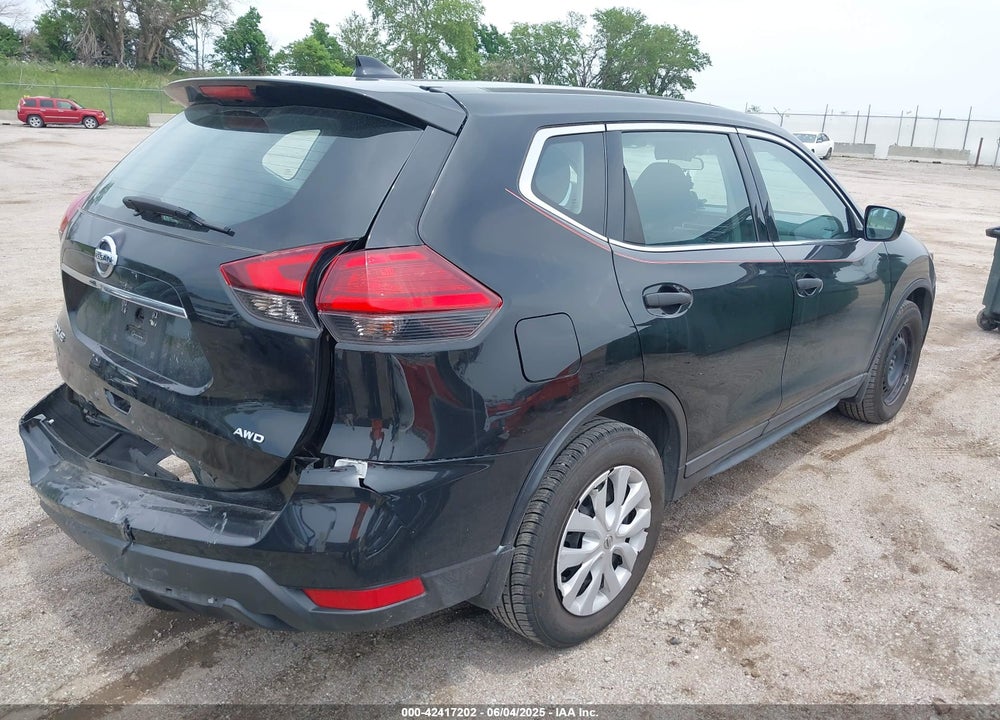 2017 NISSAN ROGUE VIN: 5N1AT2MVXHC861592