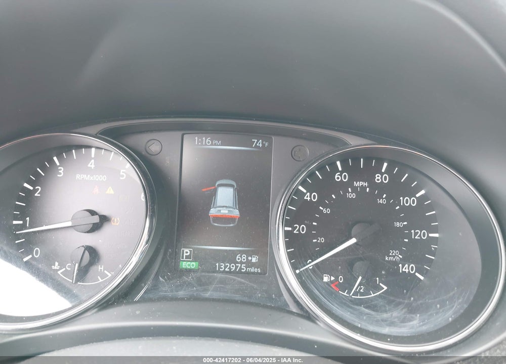 2017 NISSAN ROGUE VIN: 5N1AT2MVXHC861592
