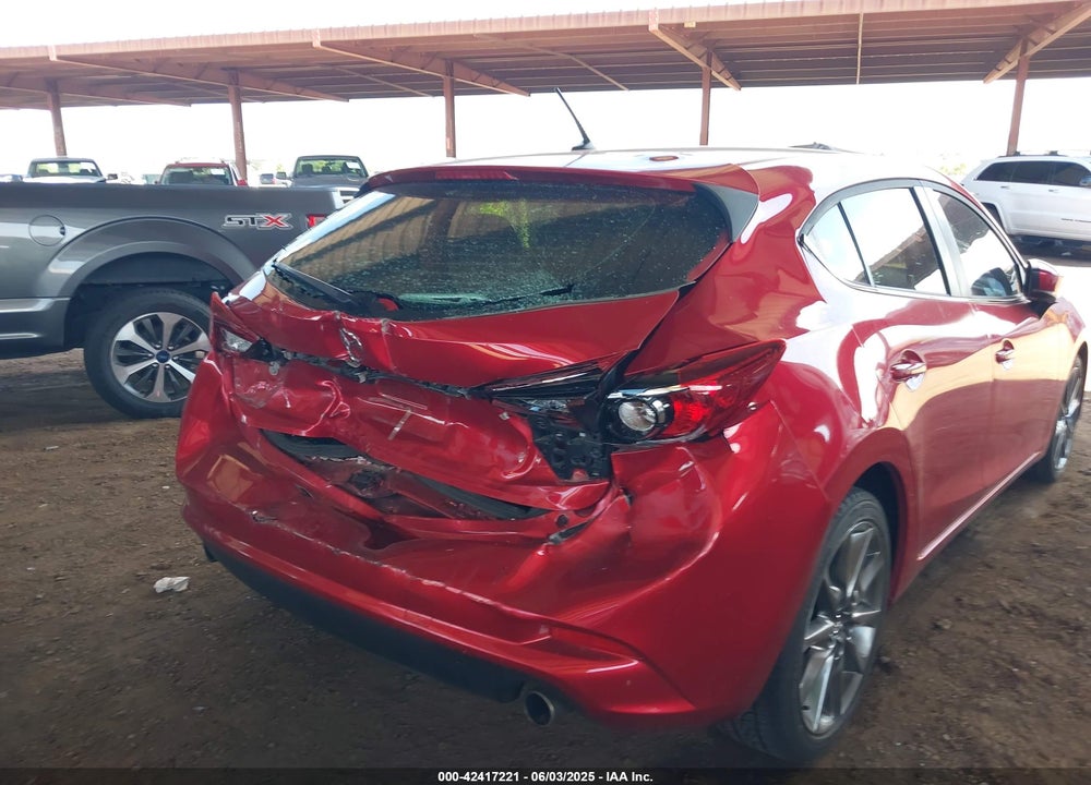 2018 MAZDA 3 TOURING VIN: 3MZBN1L37JM172673