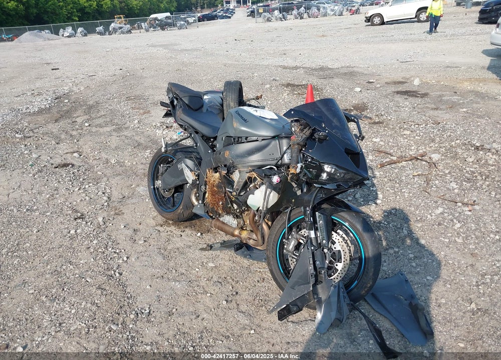 2025 KAWASAKI ZX636 K VIN: JKBZXJK15SA008421