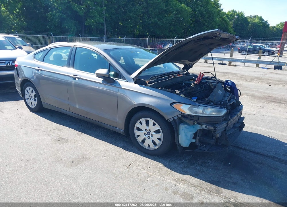 2013 FORD FUSION S VIN: 3FA6P0G78DR338573