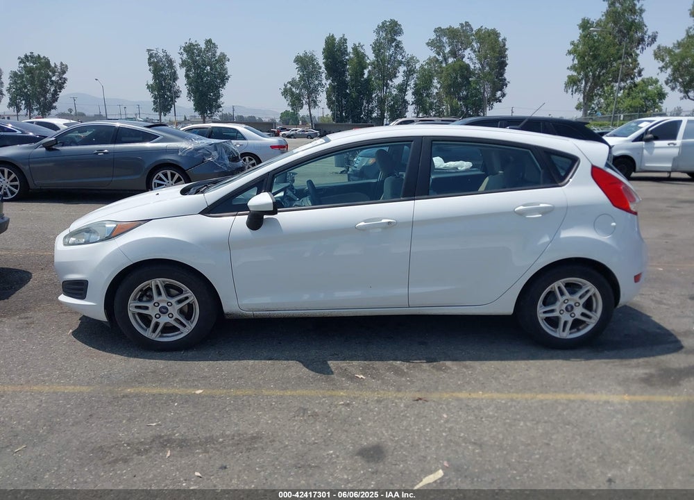 2018 FORD FIESTA SE VIN: 3FADP4EJ8JM141067