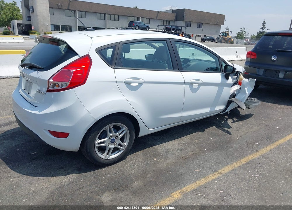 2018 FORD FIESTA SE VIN: 3FADP4EJ8JM141067