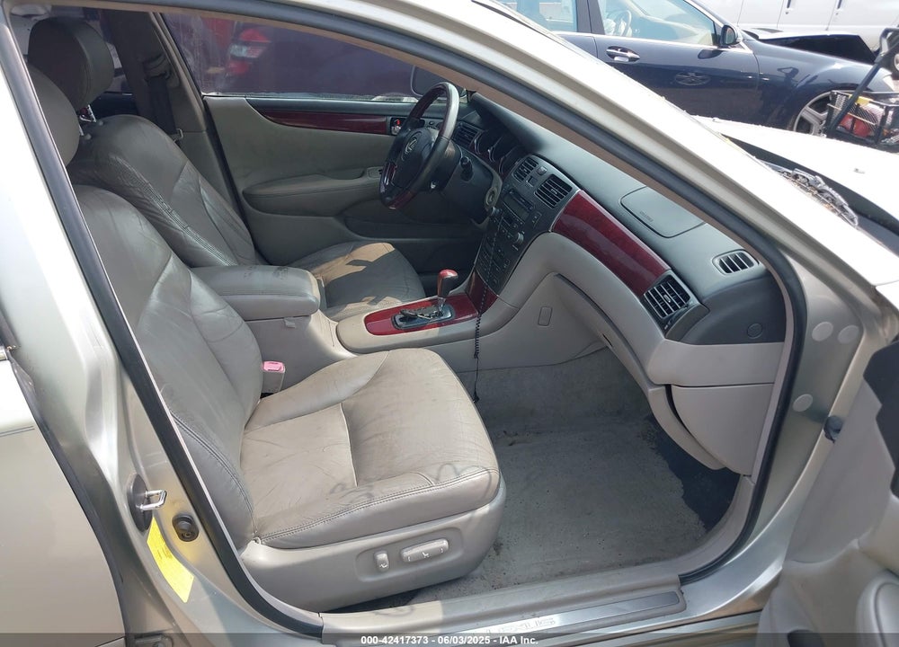 2004 LEXUS ES 330 VIN: JTHBA30G145000388