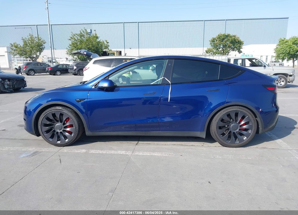 2023 TESLA MODEL Y VIN: 7SAYGDEFXPF712033
