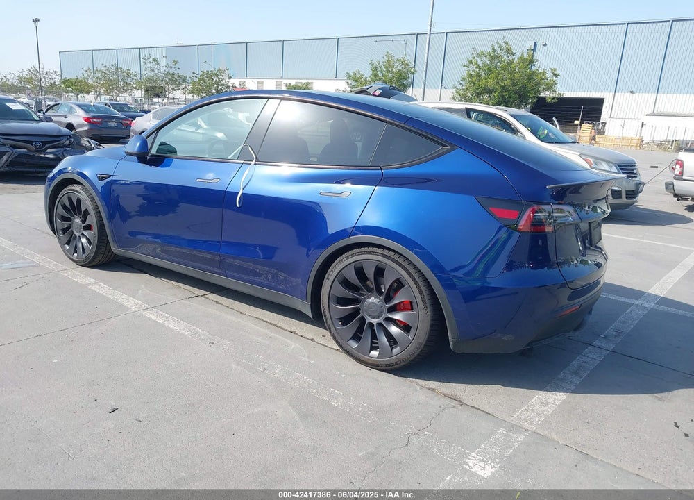 2023 TESLA MODEL Y VIN: 7SAYGDEFXPF712033