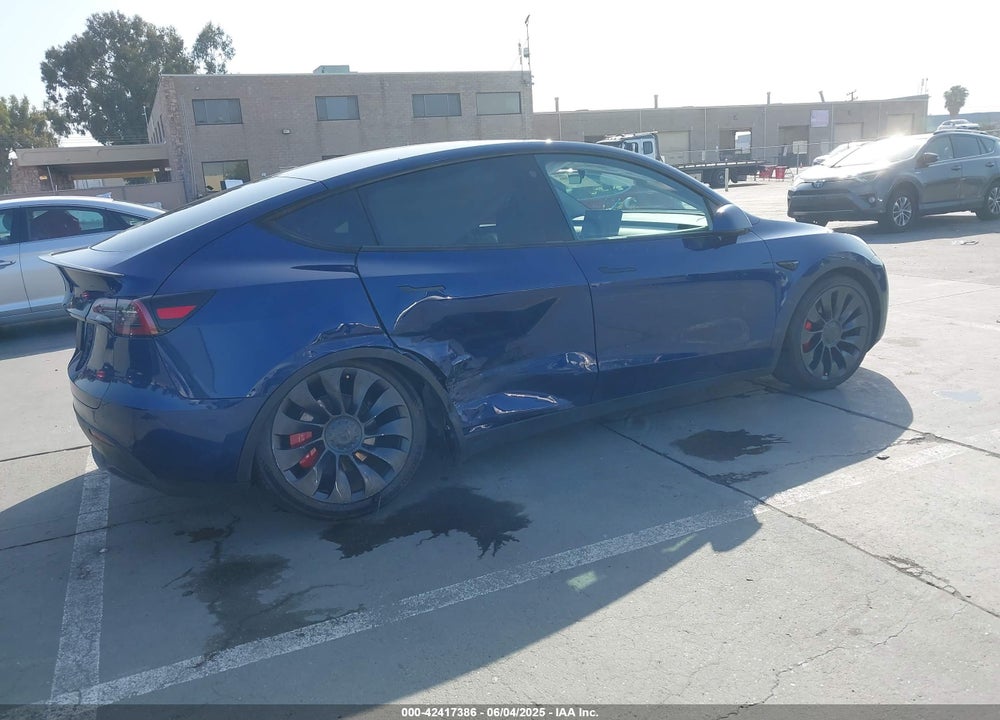 2023 TESLA MODEL Y VIN: 7SAYGDEFXPF712033