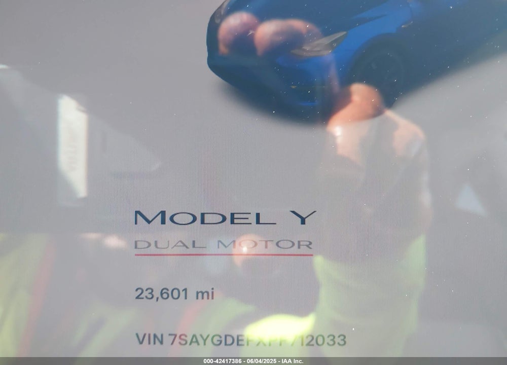 2023 TESLA MODEL Y VIN: 7SAYGDEFXPF712033