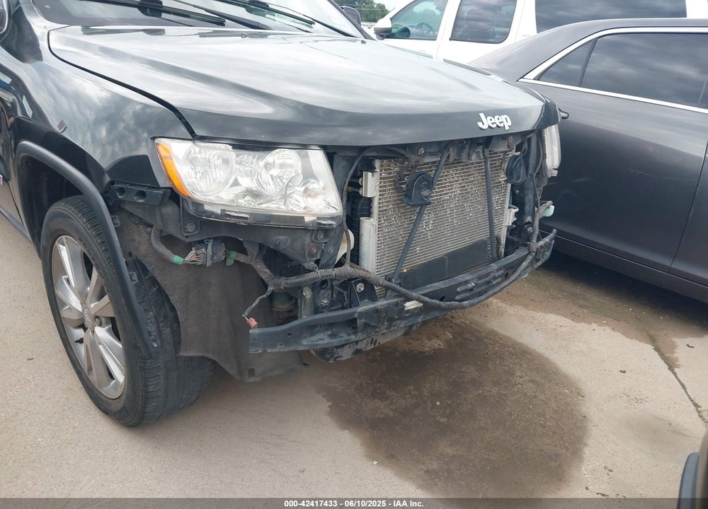 2013 JEEP GRAND CHEROKEE LAREDO VIN: 1C4RJEAG9DC569835