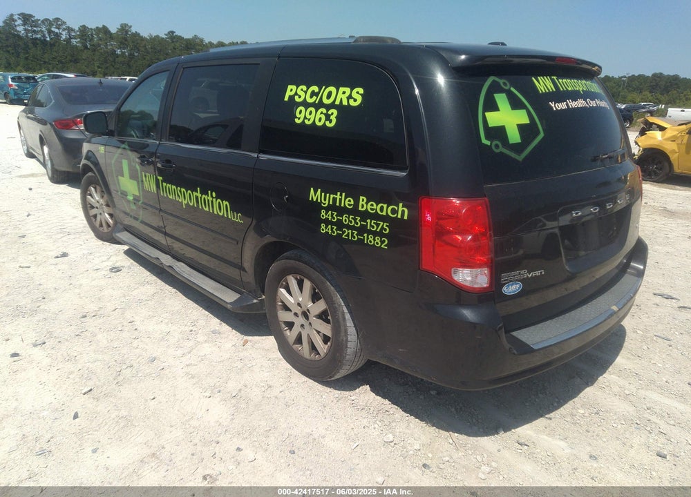 2011 DODGE GRAND CARAVAN CREW VIN: 2D4RN5DG3BR629115