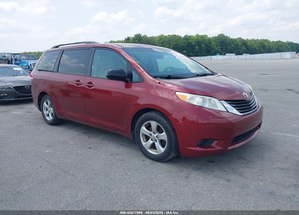 2011 TOYOTA SIENNA LE V6 VIN: 5TDKK3DC3BS140844