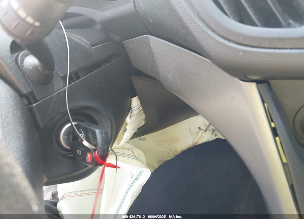 2014 FORD ESCAPE VIN: 1FMCU9G96EUB25154