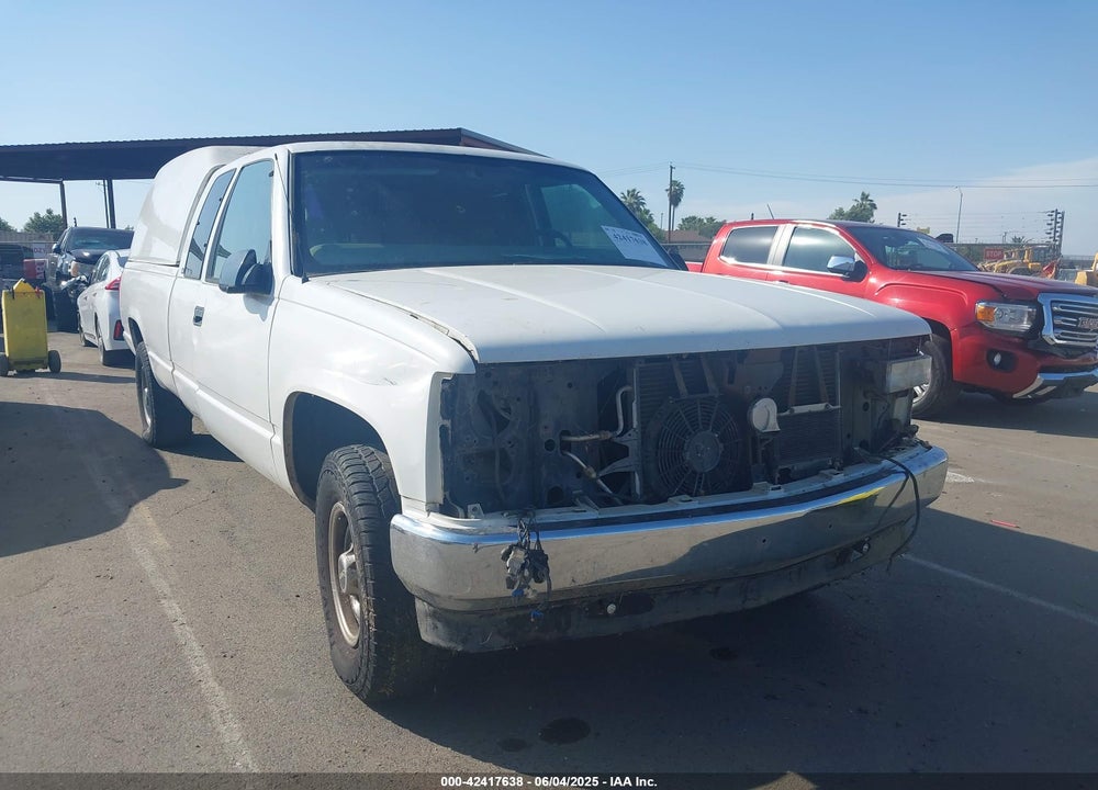 1998 GMC SIERRA 2500 SL VIN: 1GTGC29J1WE529918