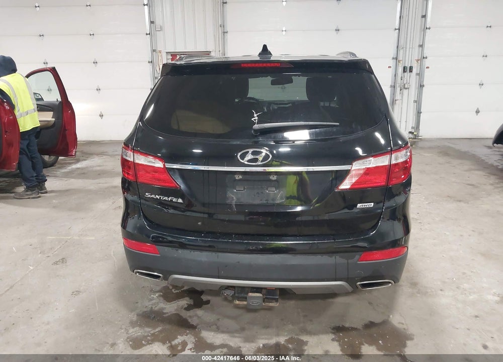 2014 HYUNDAI SANTA FE GLS VIN: KM8SNDHF2EU035158