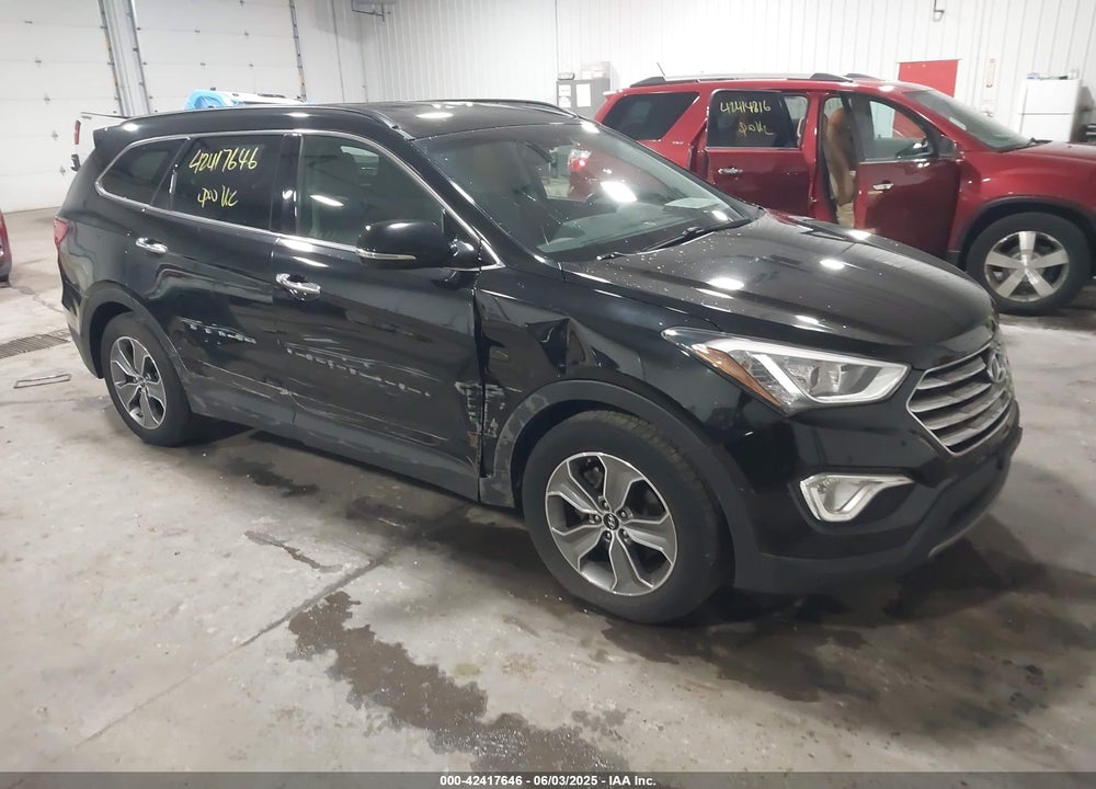 2014 HYUNDAI SANTA FE GLS VIN: KM8SNDHF2EU035158