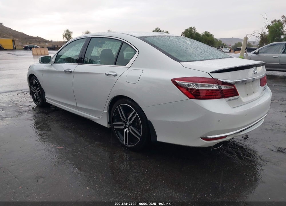 2017 HONDA ACCORD TOURING V6 VIN: 1HGCR3F9XHA032729