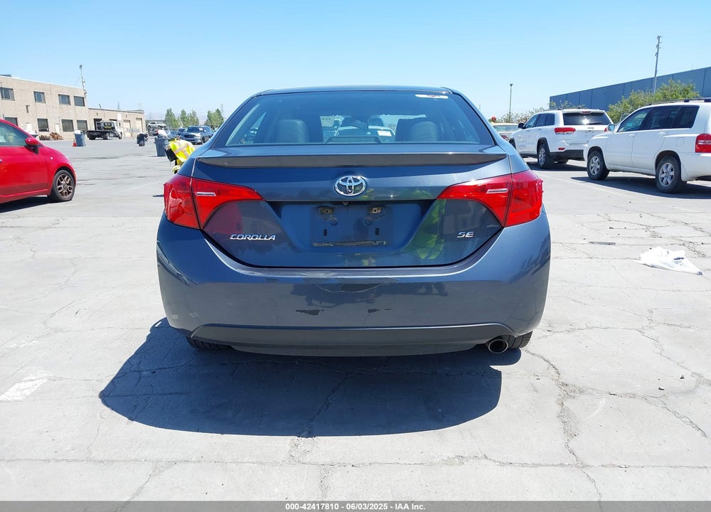 2017 TOYOTA COROLLA SE VIN: 5YFBURHE6HP575352