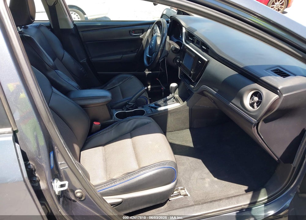 2017 TOYOTA COROLLA SE VIN: 5YFBURHE6HP575352