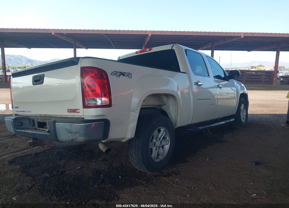 2011 GMC SIERRA 1500 SLE VIN: 3GTP2VE37BG319984