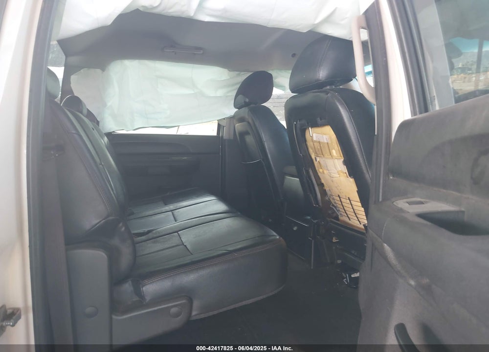 2011 GMC SIERRA 1500 SLE VIN: 3GTP2VE37BG319984